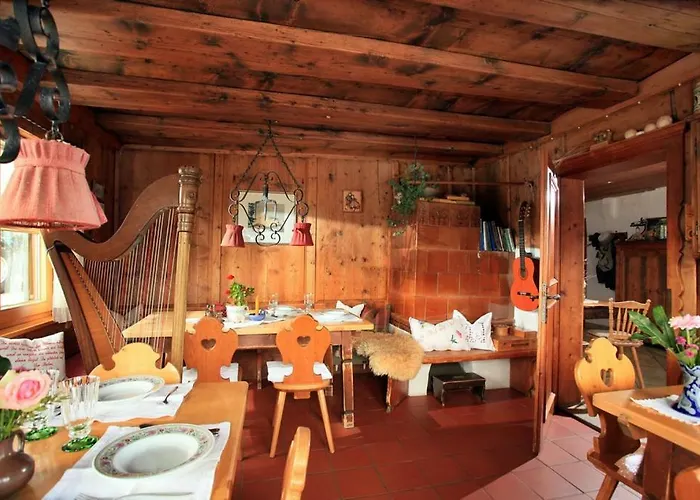 Bergpension Zinting ゲストハウス 3*