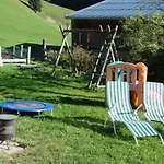 Bergpension Zinting 招待所